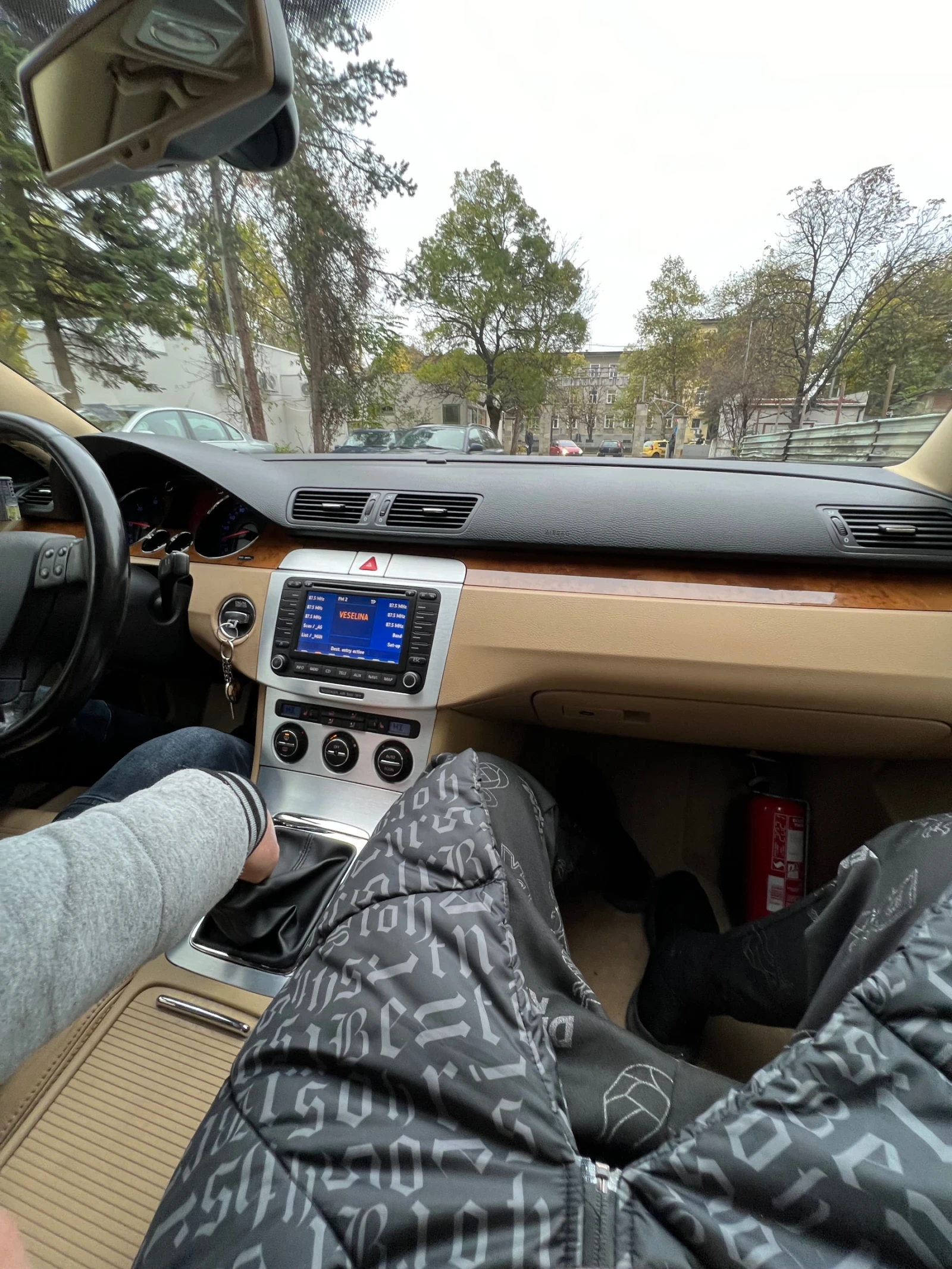 VW Passat, снимка 10 - Автомобили и джипове - 53715528