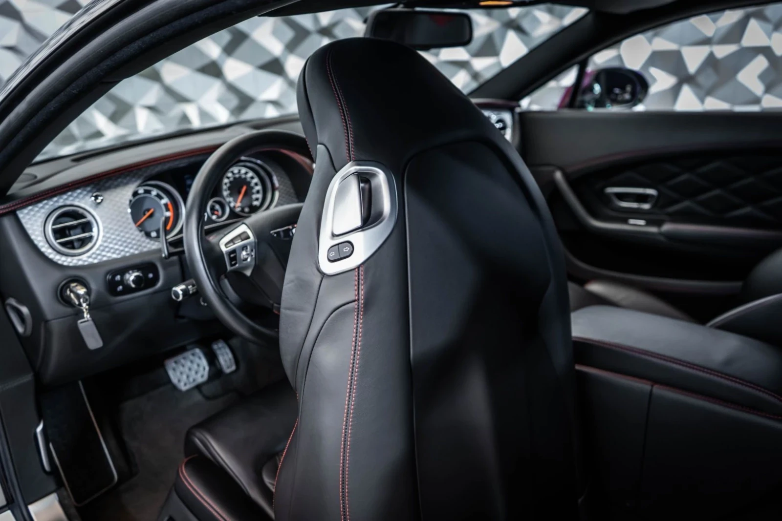 Bentley Continental gt V8S, снимка 12 - Автомобили и джипове - 53779761