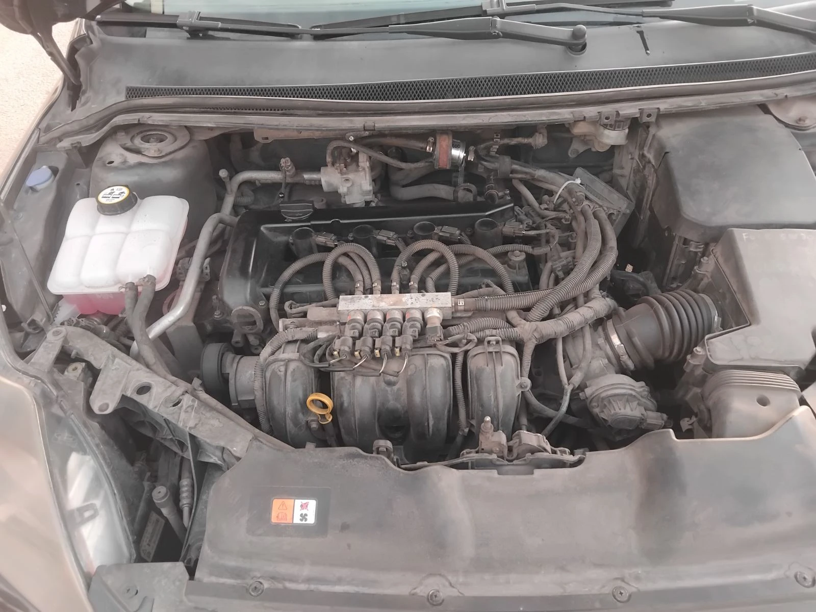 Ford Focus хечбек, снимка 6 - Автомобили и джипове - 53841140