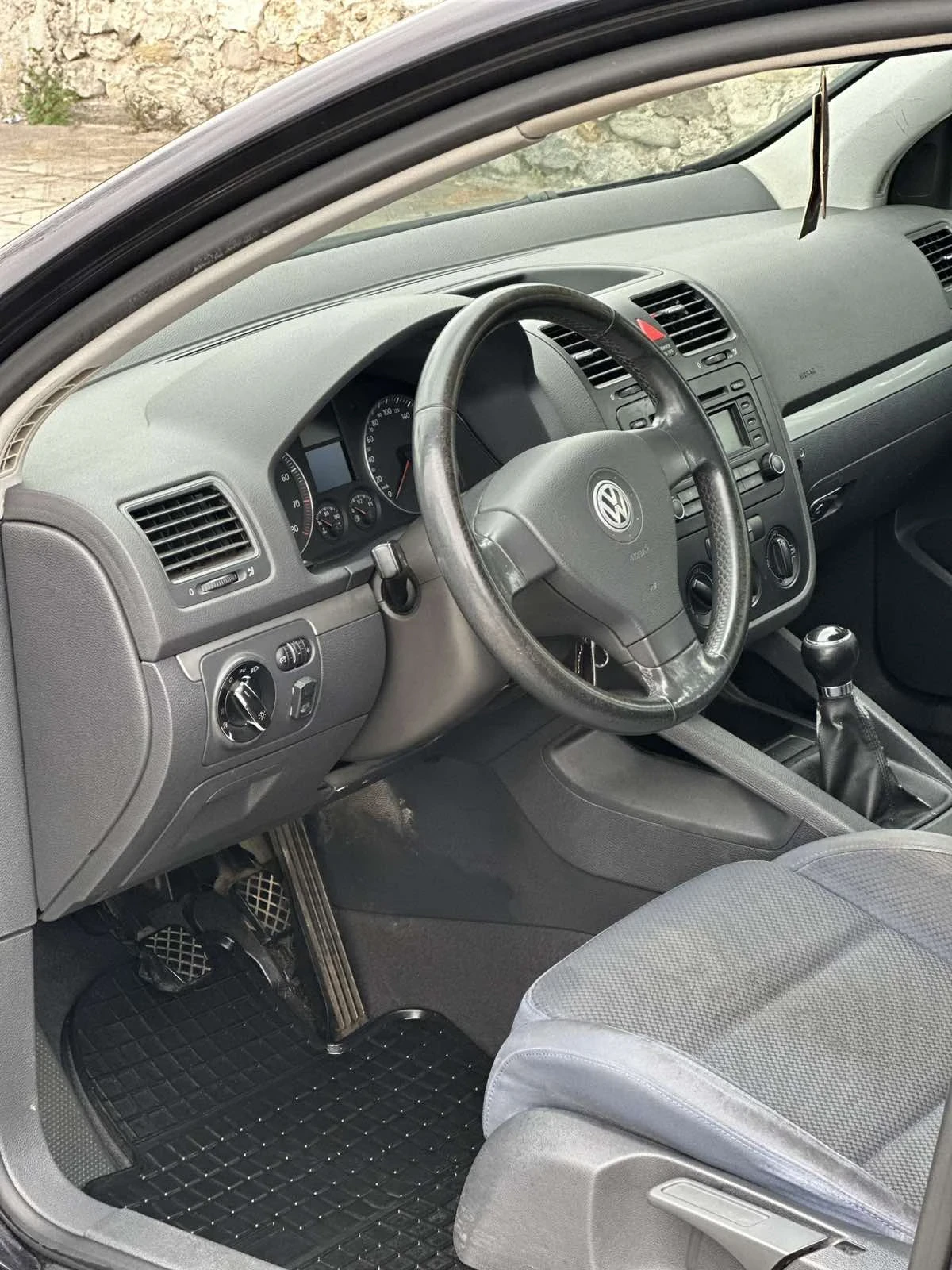 VW Golf 1.6 Газ/Бензин 102 Коня * * * , снимка 8 - Автомобили и джипове - 53952448