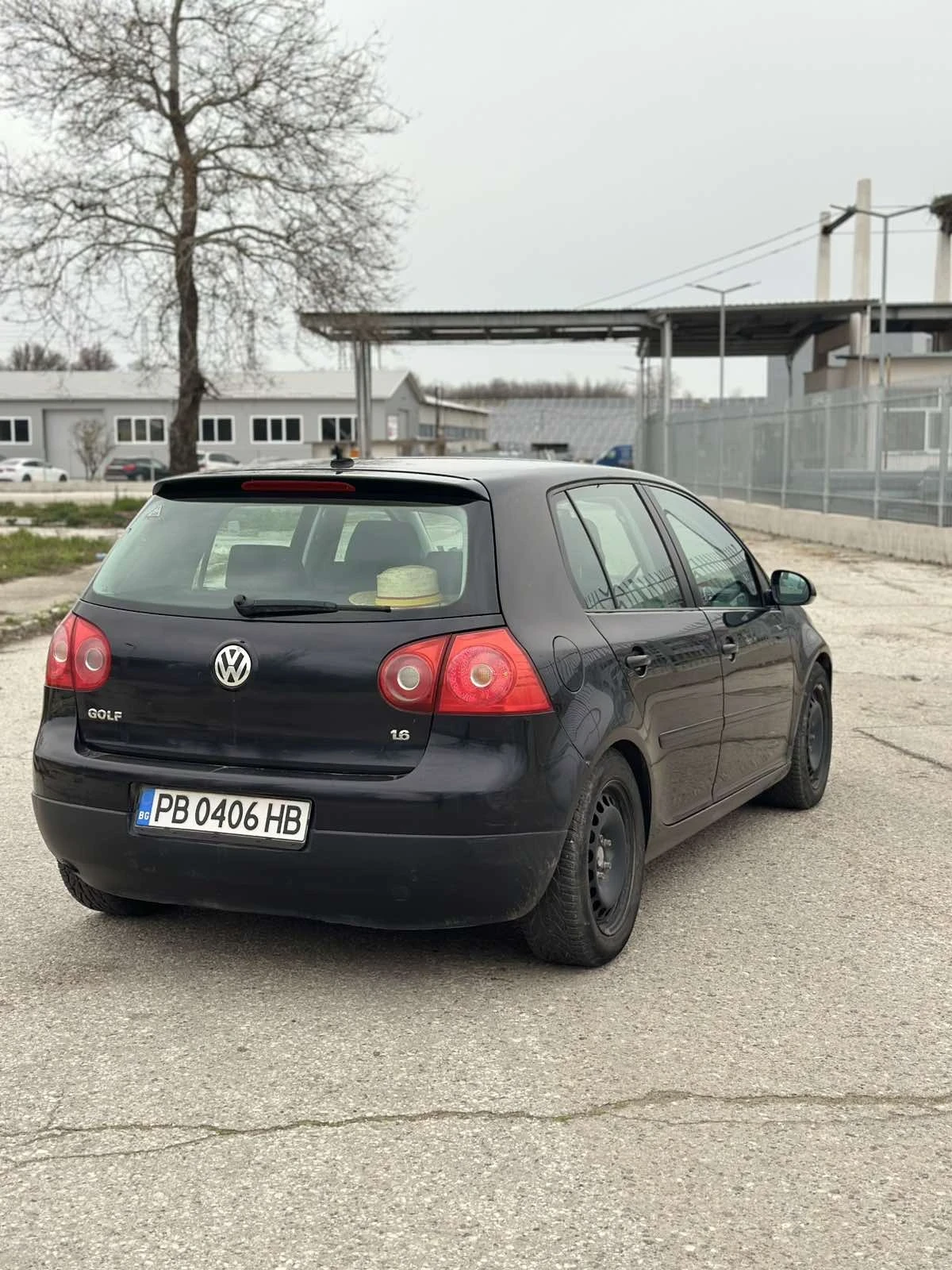 VW Golf 1.6 Газ/Бензин 102 Коня * * * , снимка 3 - Автомобили и джипове - 53952448