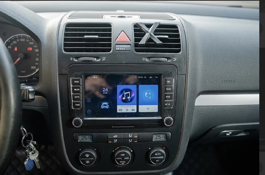 VW Golf, снимка 11 - Автомобили и джипове - 54055541