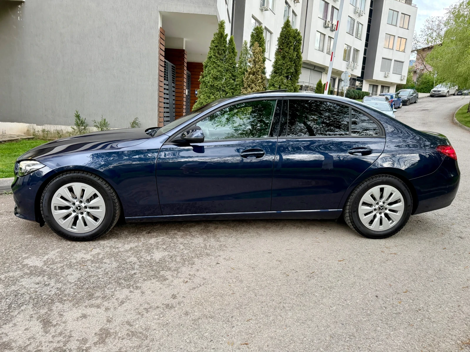 Mercedes-Benz C 200 C200d, снимка 4 - Автомобили и джипове - 54361903
