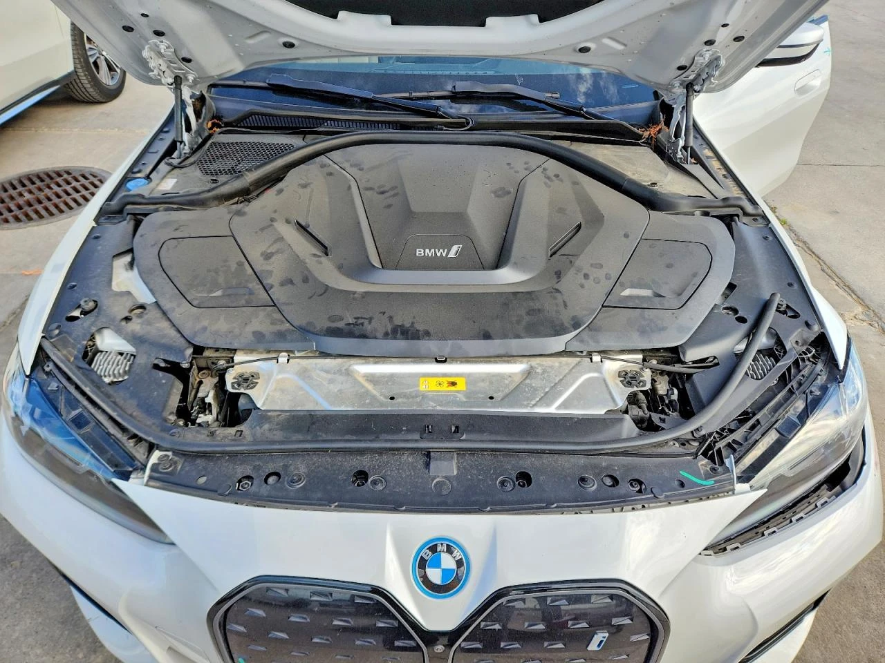 BMW i4 * RWD* 40*  | Mobile.bg � ����������� 7