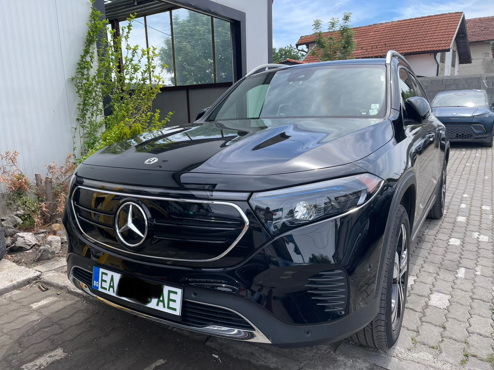 Mercedes-Benz EQB 250+ 7 MESTEN, снимка 3 - Автомобили и джипове - 54606478