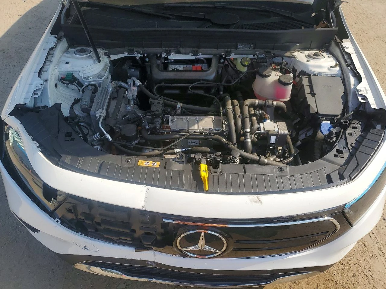 Mercedes-Benz EQB 4MATIC* РЕАЛНИ КМ!, снимка 12 - Автомобили и джипове - 54896676