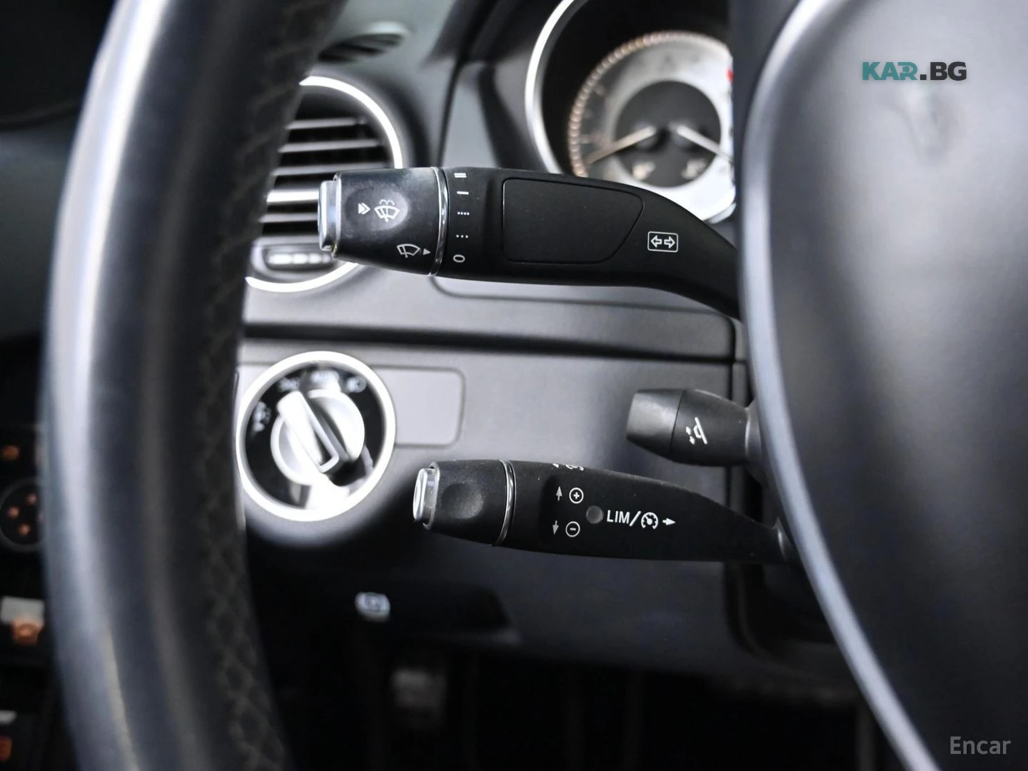 Mercedes-Benz C 220 CDI 4MATIC Edition C* КОЖА* ПАНО* ПОДГРЕВ* НАВИ, снимка 16 - Автомобили и джипове - 55313279