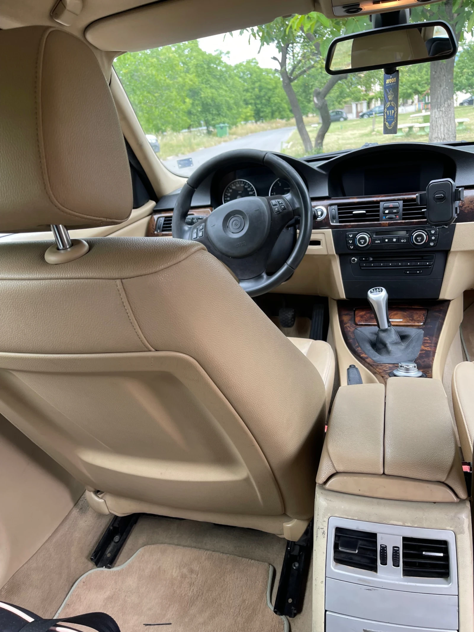 BMW 320 2.0, снимка 9 - Автомобили и джипове - 55429978