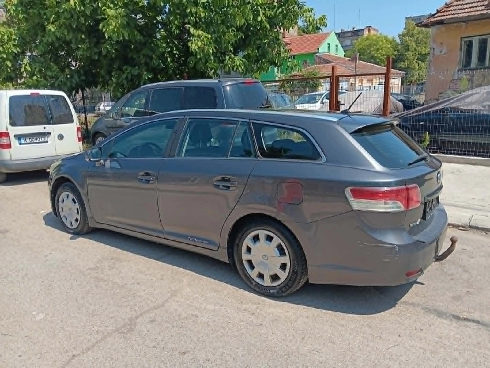 Toyota Avensis 2.0D, снимка 3 - Автомобили и джипове - 55616140