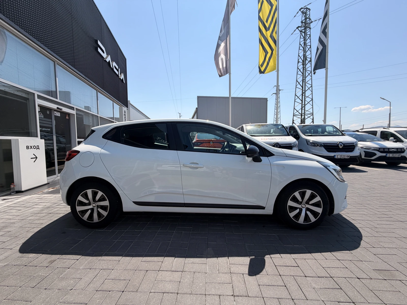 Renault Clio 1.0 TCe/90 �.� | Mobile.bg � ����������� 8