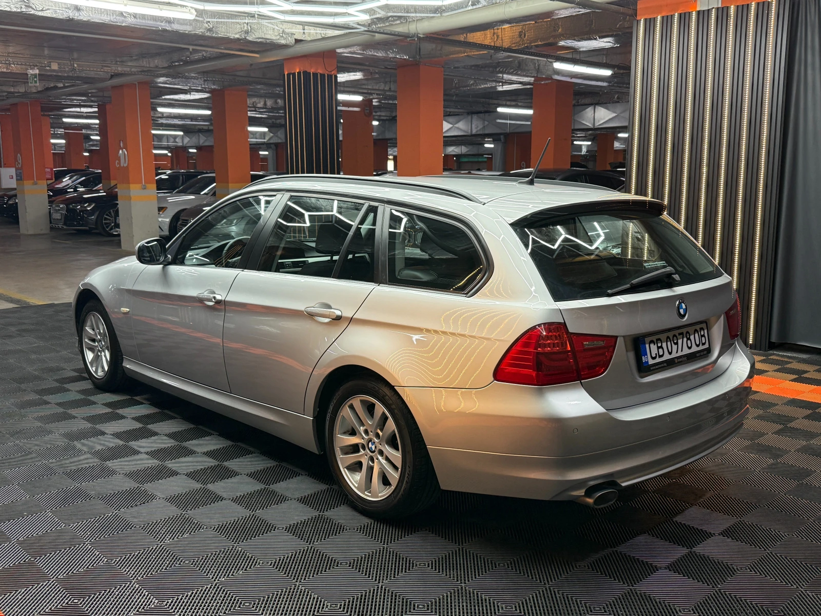 BMW 320 2.0d 184 к.с., снимка 5 - Автомобили и джипове - 55693350
