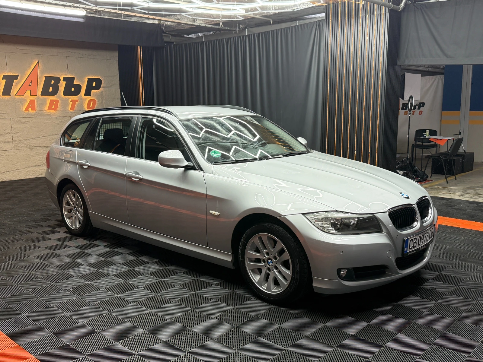 BMW 320 2.0d 184 к.с., снимка 3 - Автомобили и джипове - 55693350
