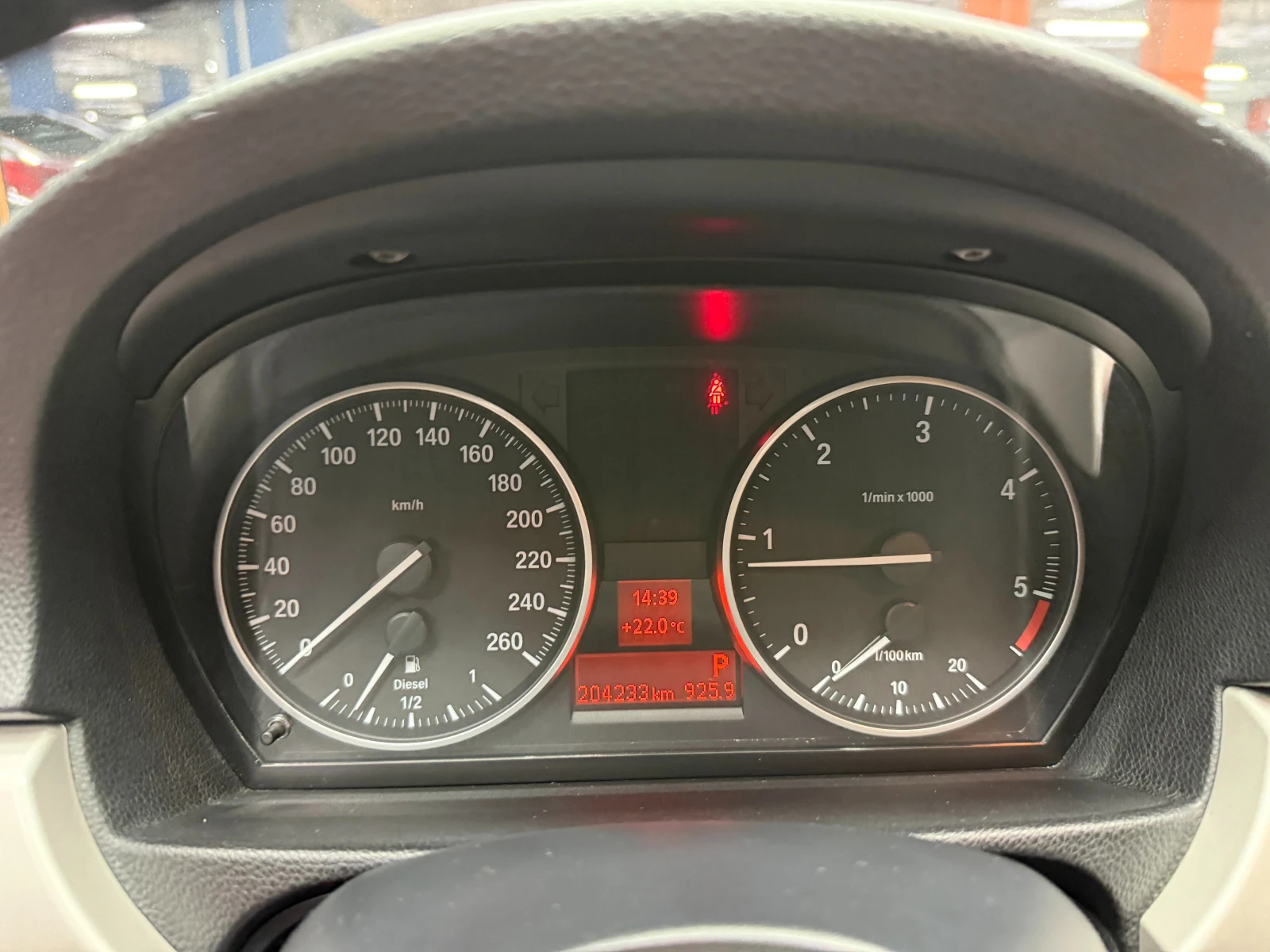 BMW 320 2.0d 184 к.с., снимка 14 - Автомобили и джипове - 55693350