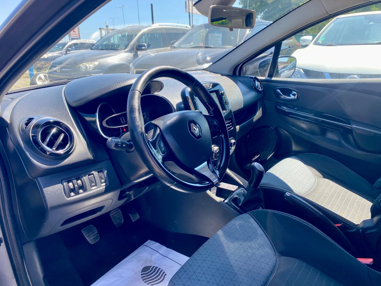 Peugeot 3008, снимка 6 - Автомобили и джипове - 55711411
