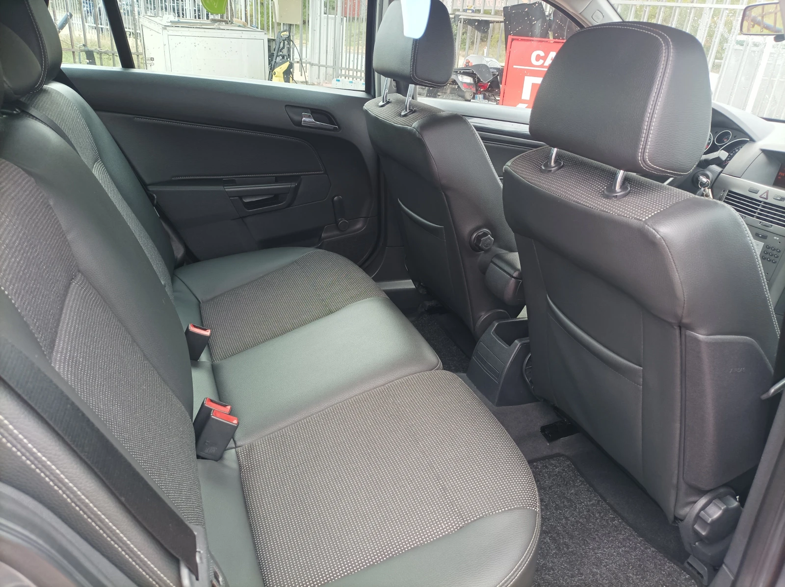 Opel Astra 1.6 БЕНЗИН 105 КС/ ЛИЗИНГ , снимка 10 - Автомобили и джипове - 56225577