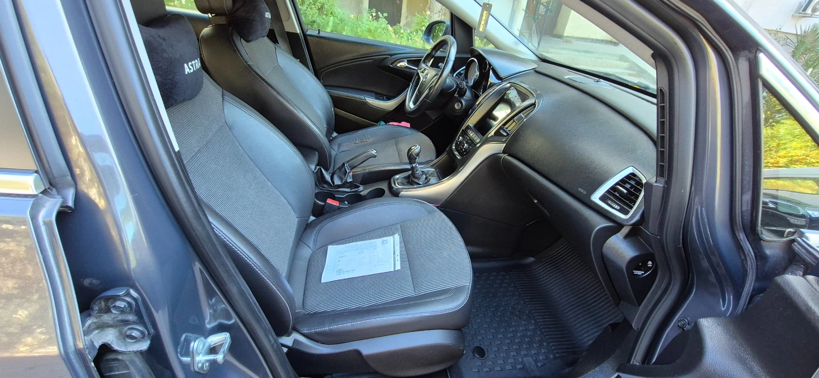 Opel Astra Astra j, снимка 9 - Автомобили и джипове - 56325796