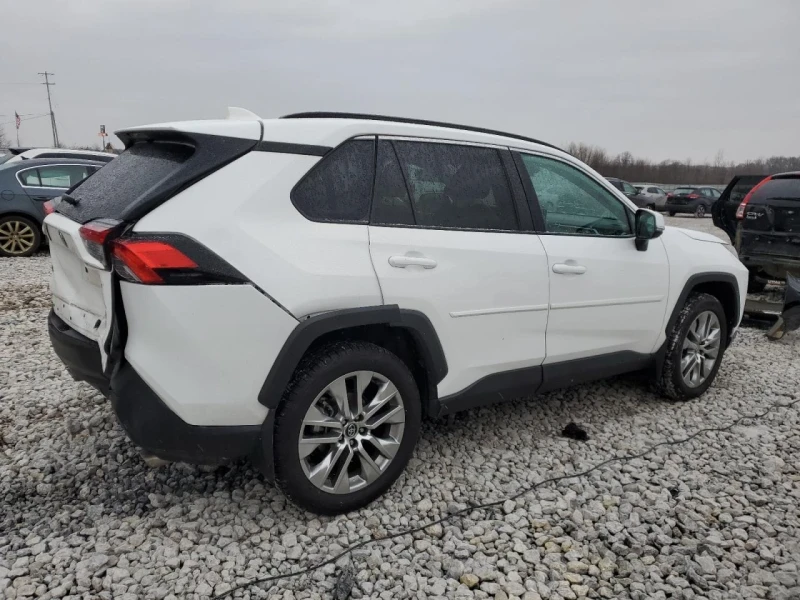 Toyota Rav4, снимка 3 - Автомобили и джипове - 48724219