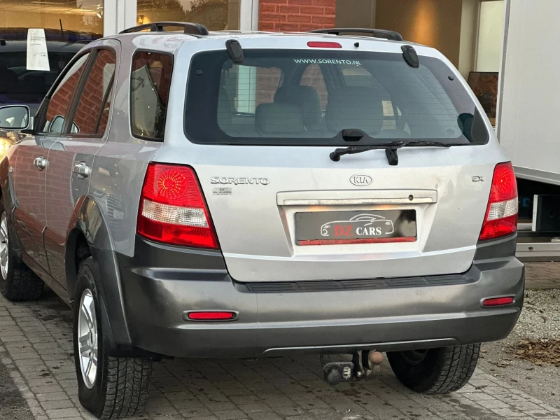 Kia Sorento 4?4, снимка 6 - Автомобили и джипове - 48814690