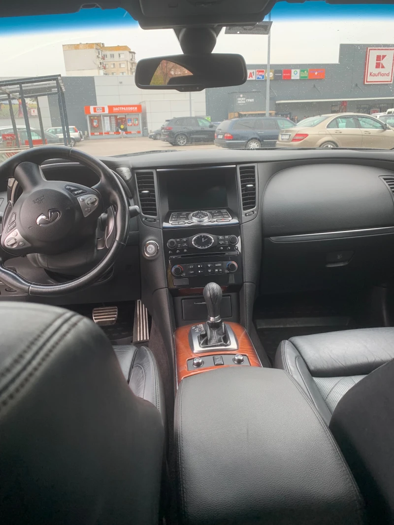 Infiniti QX70, снимка 2 - Автомобили и джипове - 48916352