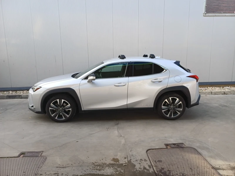 Lexus UX 250h, снимка 3 - Автомобили и джипове - 52739547
