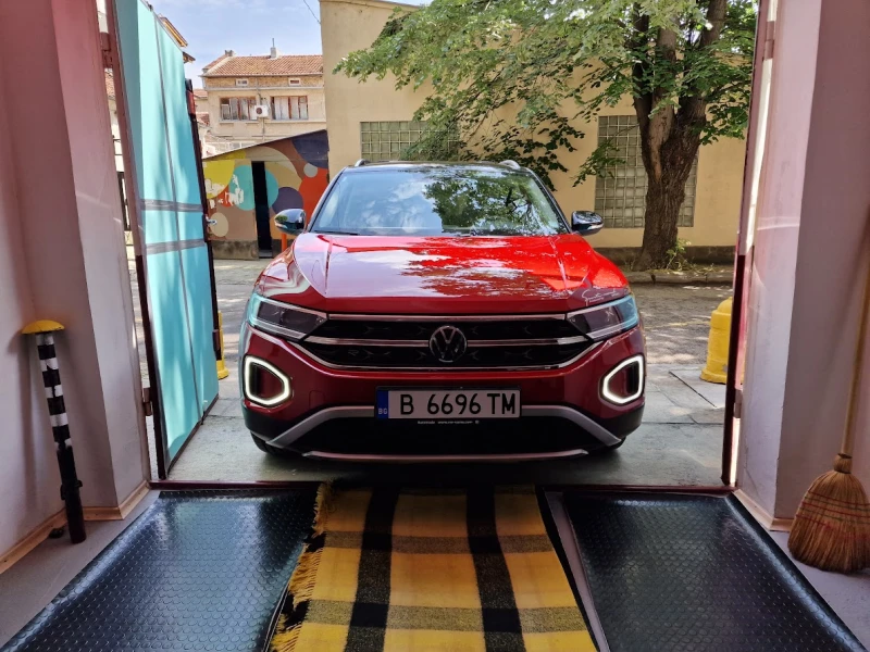 VW T-Roc VW T-Roc 1.5TSI 150hp - 53000 лв. - 52810810 1