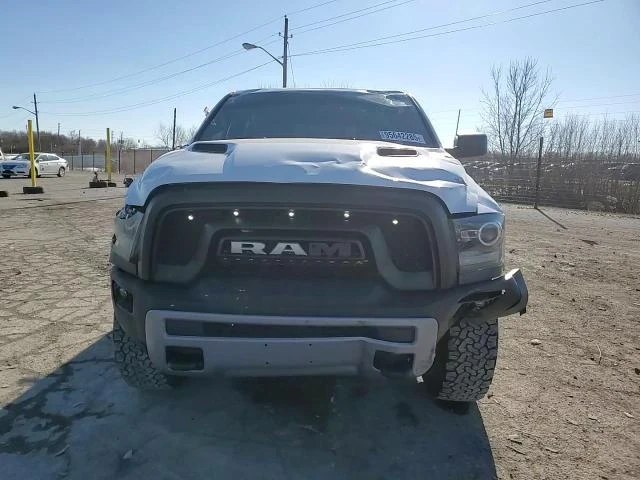 Dodge RAM 1500 5.7L 8 4x4 w/Rear Wheel Drv