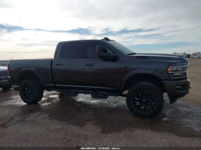 Dodge RAM 2500 LARAMIE 4X4 6'4 BOX, снимка 12 - Автомобили и джипове - 53771520
