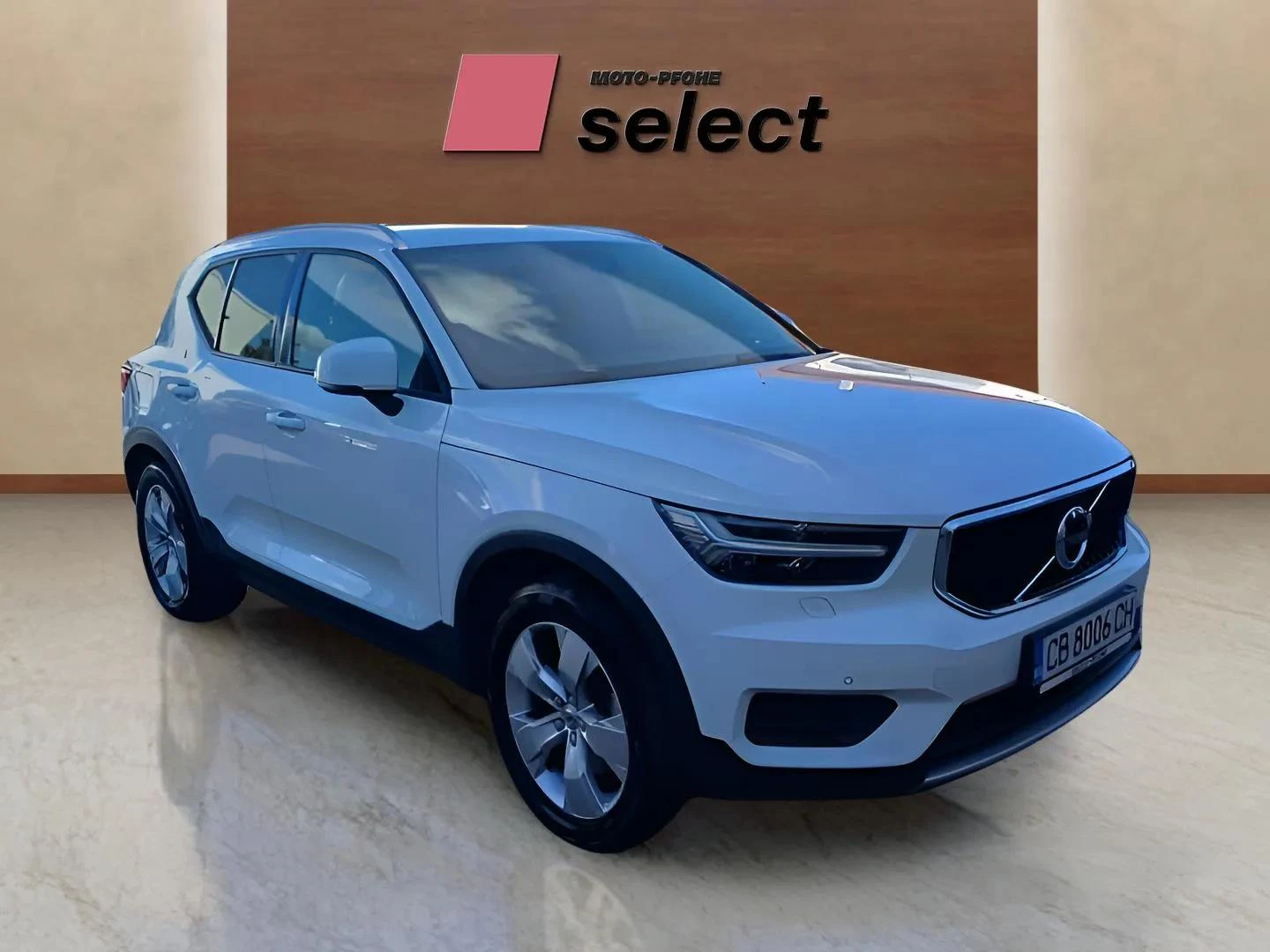 Volvo XC40 2.0 D4 - изображение 7