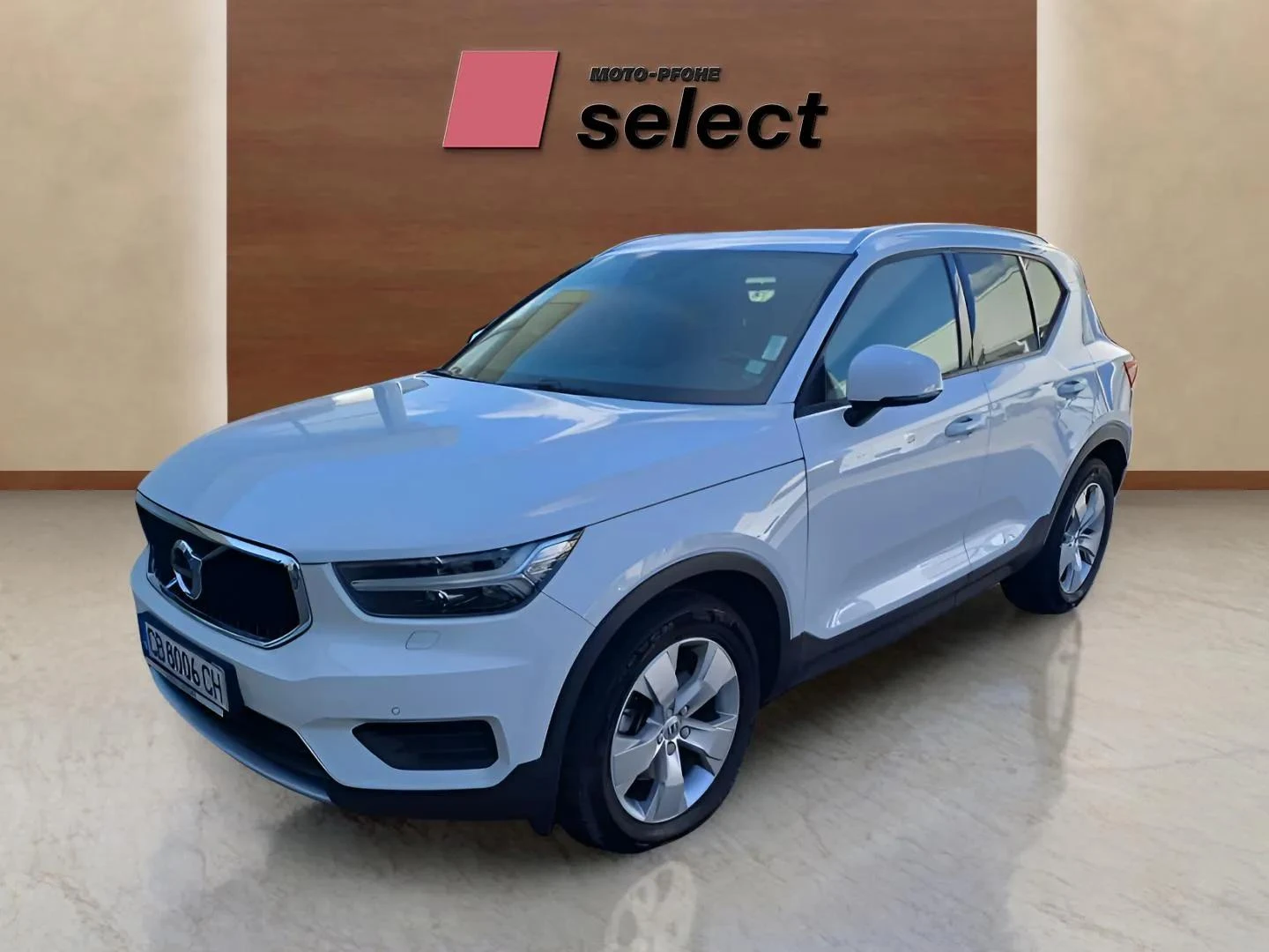 Volvo XC40 2.0 D4 - изображение 8