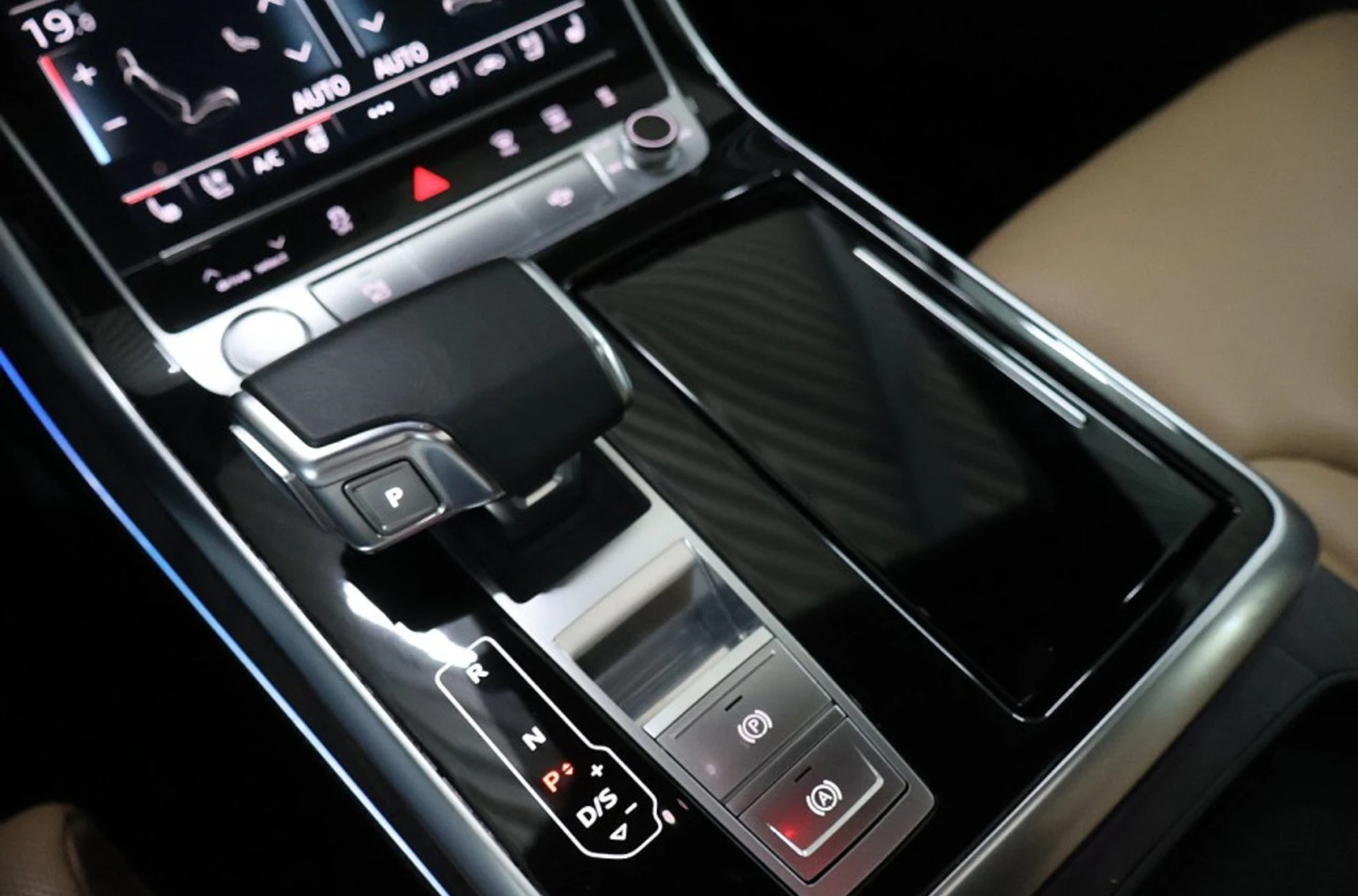 Audi Q7 55TFSI/340HP/PRO-LINE+ /PANO/AMBI/CAM/LED/trg | Mobile.bg   16