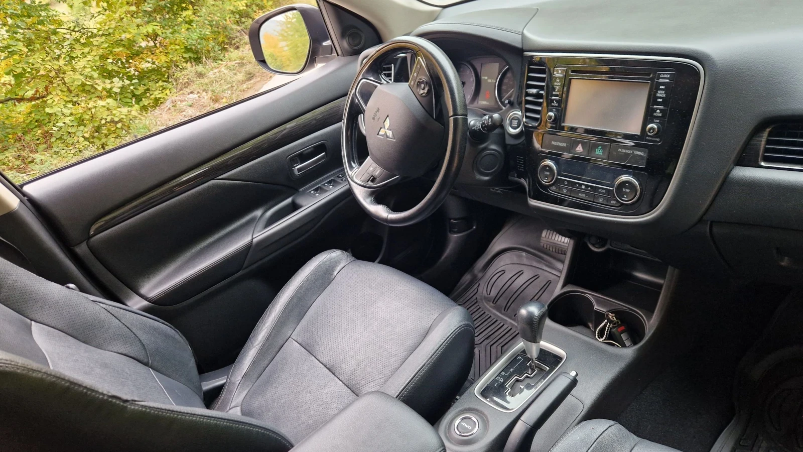Mitsubishi Outlander 2.4i - изображение 8