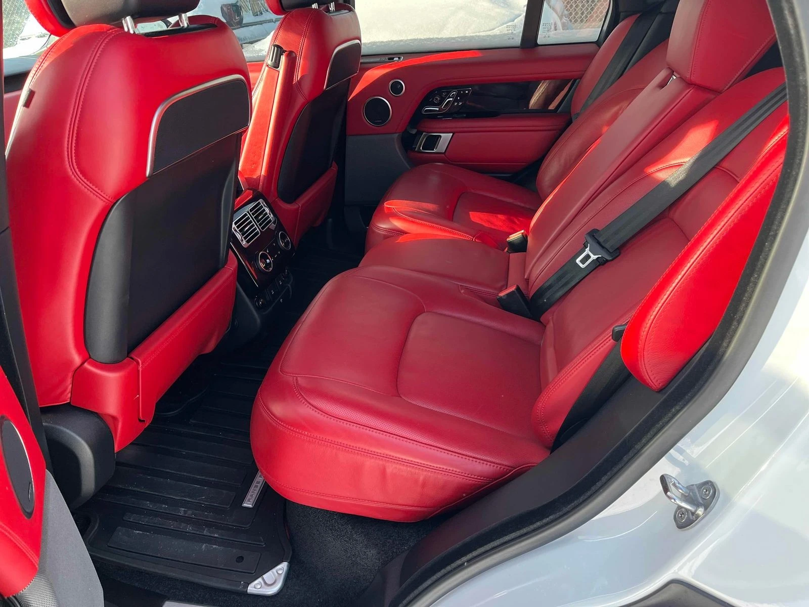 Land Rover Range rover AUTOBIOGRAPHY С РЕГИСТРАЦИЯ & АВТО КРЕДИТ - изображение 10