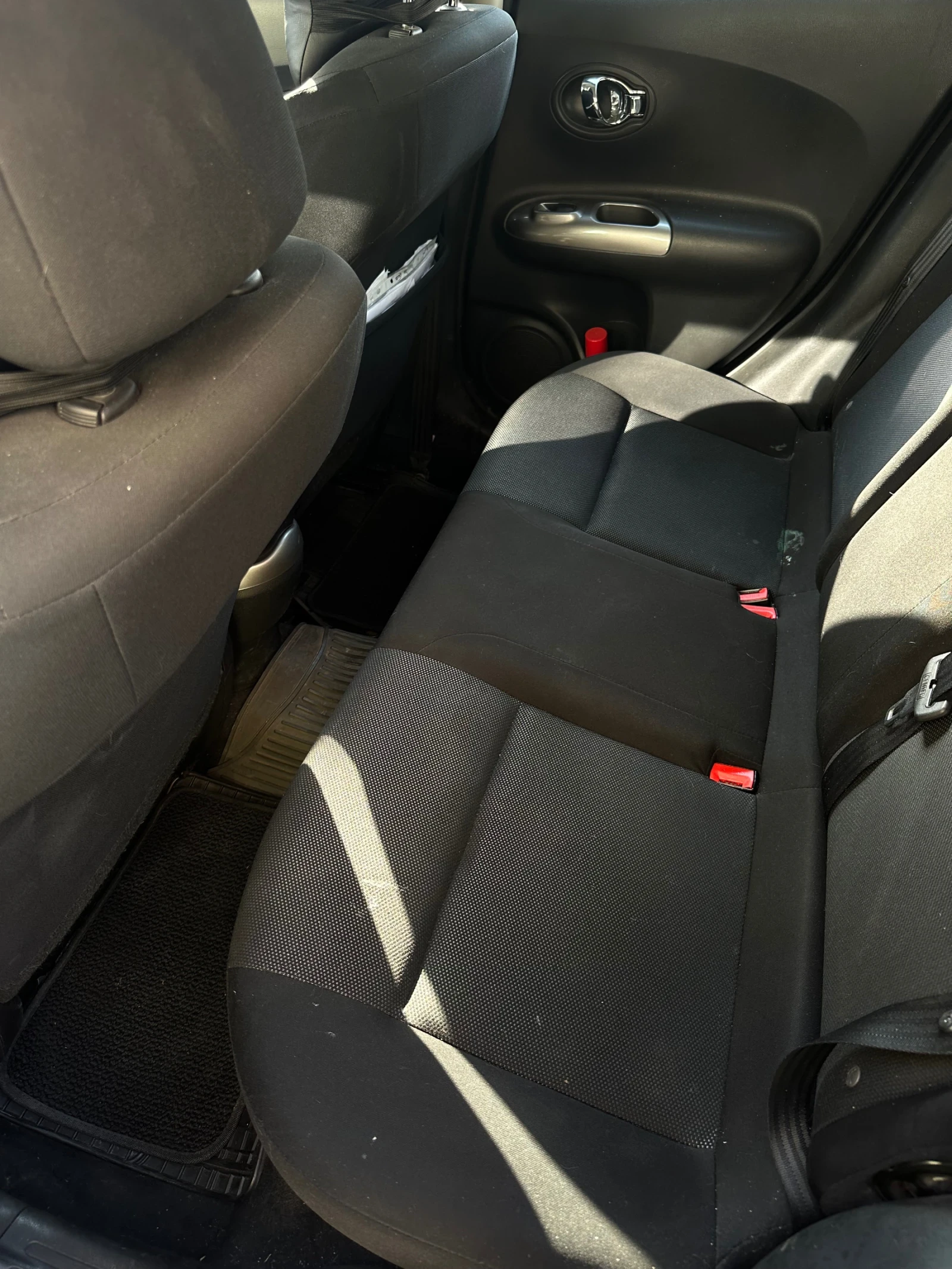 Nissan Juke, снимка 13 - Автомобили и джипове - 53891272