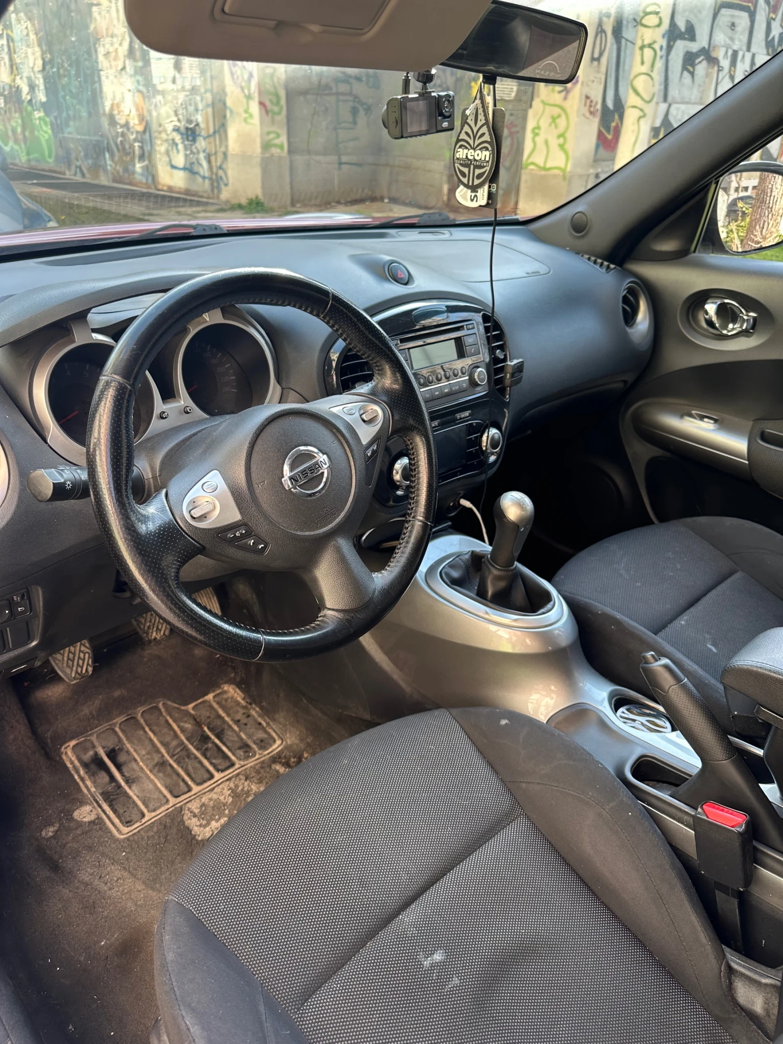 Nissan Juke, снимка 6 - Автомобили и джипове - 53891272