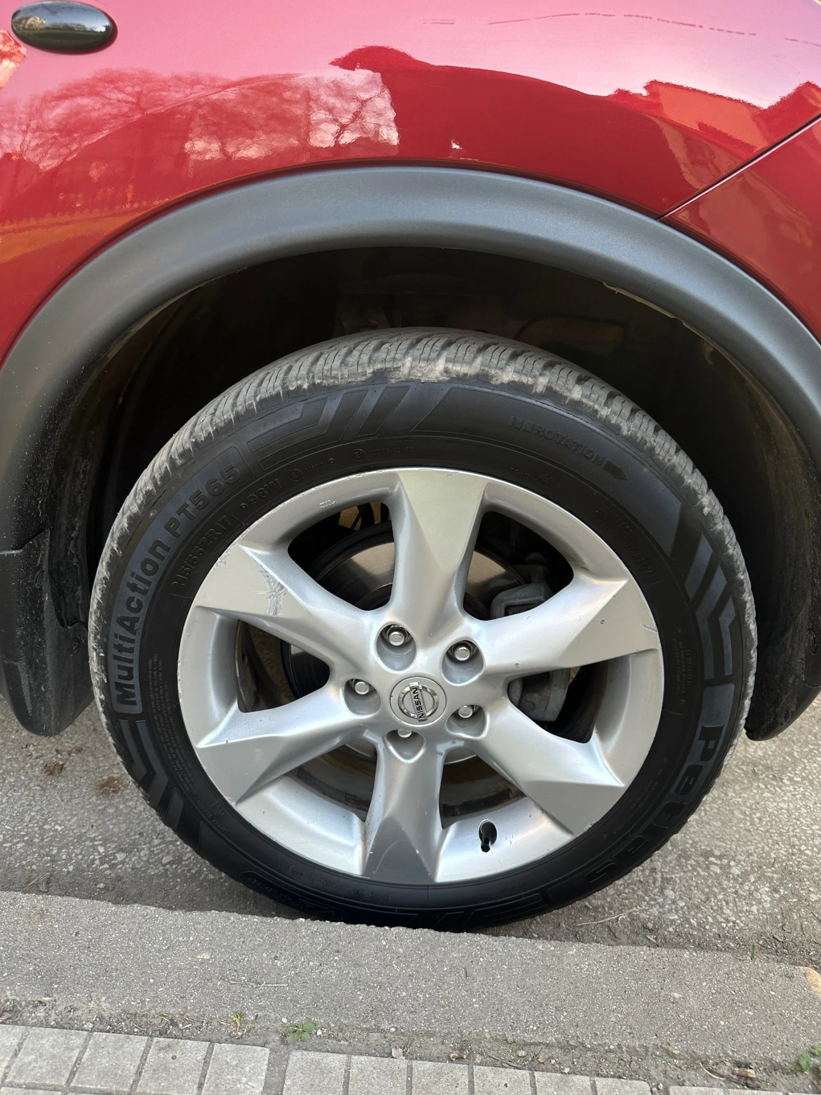 Nissan Juke, снимка 7 - Автомобили и джипове - 53891272