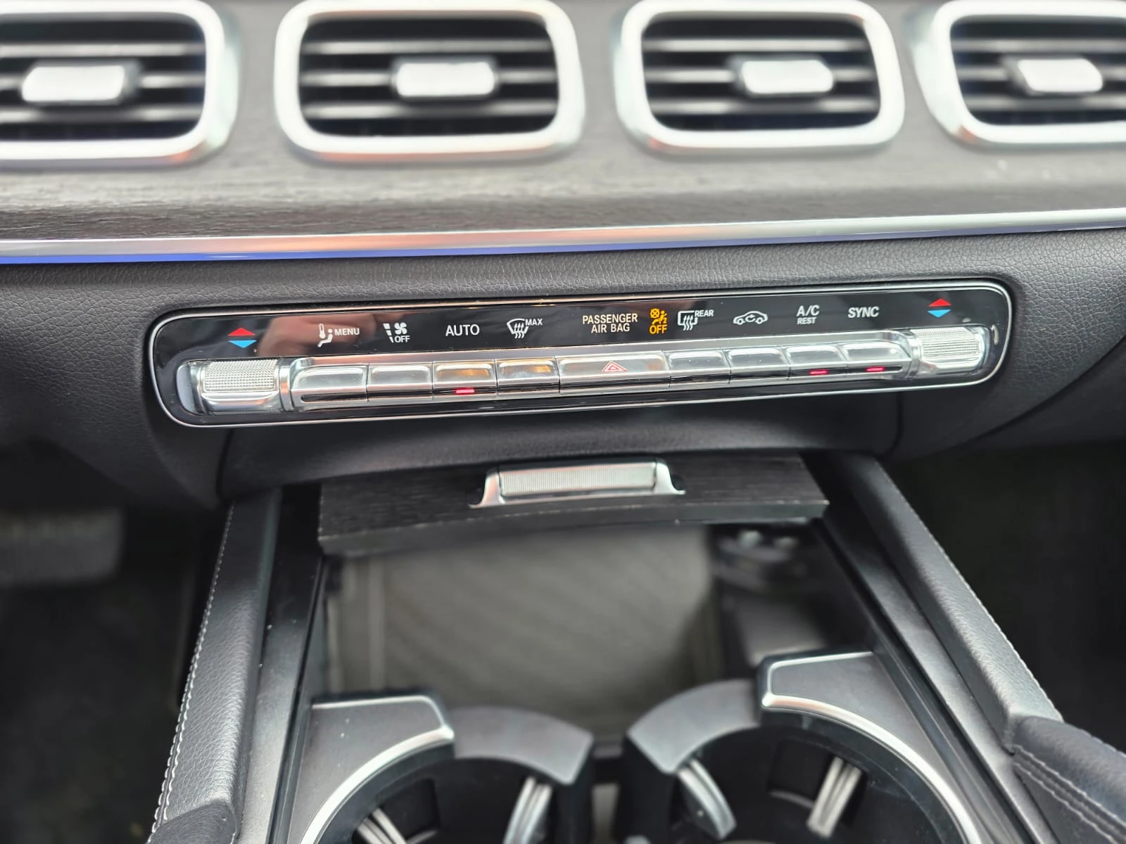 Mercedes-Benz GLE 350 4Matic, снимка 11 - Автомобили и джипове - 53884646