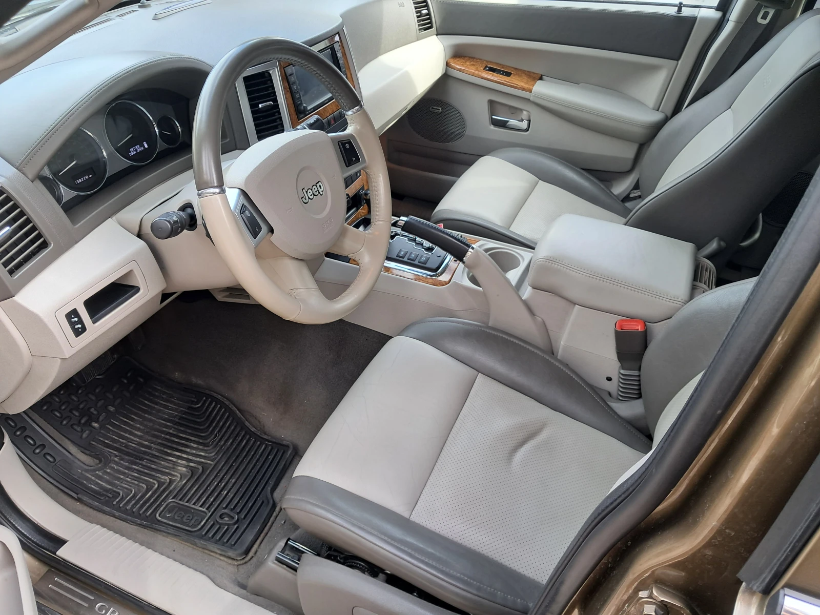 Jeep Grand cherokee 3.0 CRD LIMITED-138000 км.FACE LIFT, снимка 5 - Автомобили и джипове - 55189027