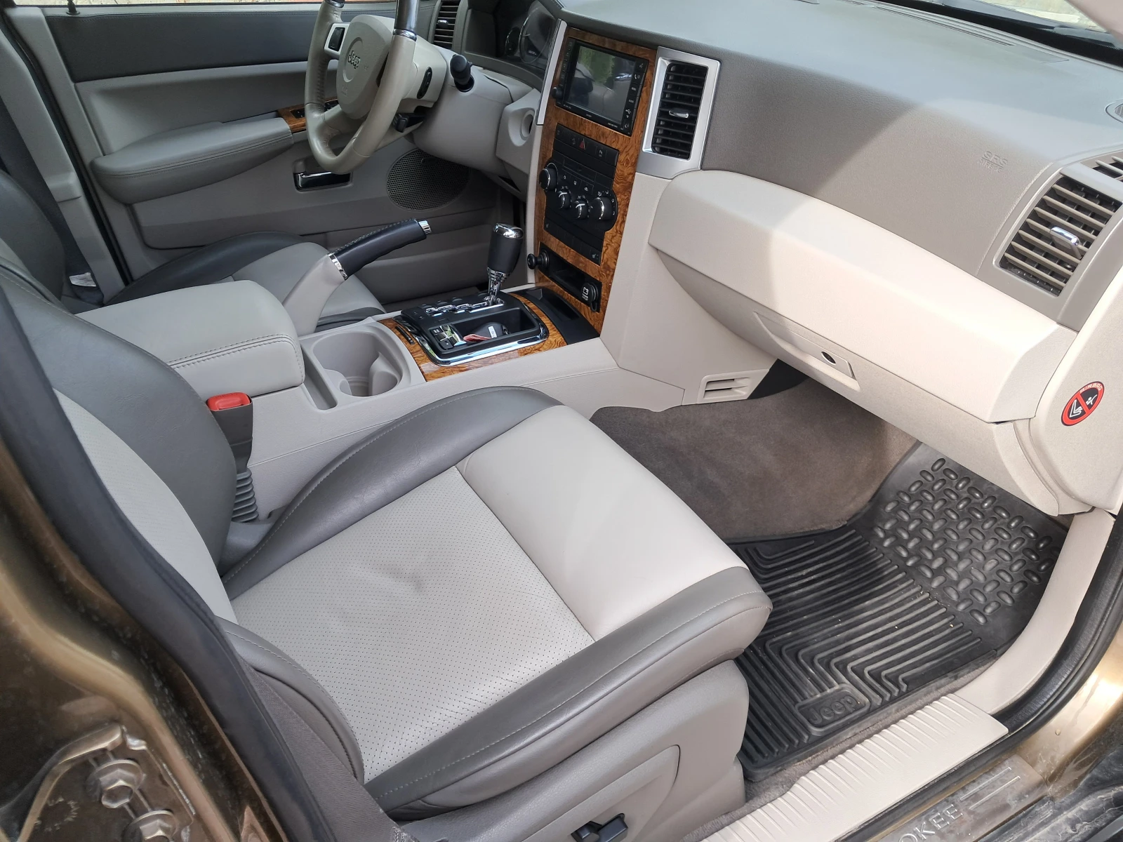 Jeep Grand cherokee 3.0 CRD LIMITED-138000 км.FACE LIFT, снимка 6 - Автомобили и джипове - 55189027