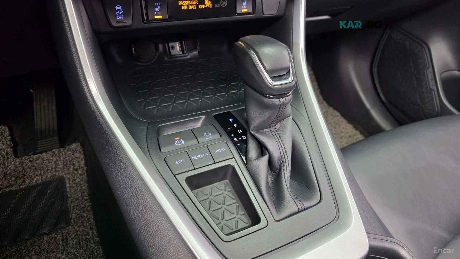 Toyota Rav4 2WD* КОЖА* ПАНО* КАМЕРА, снимка 7 - Автомобили и джипове - 55297067