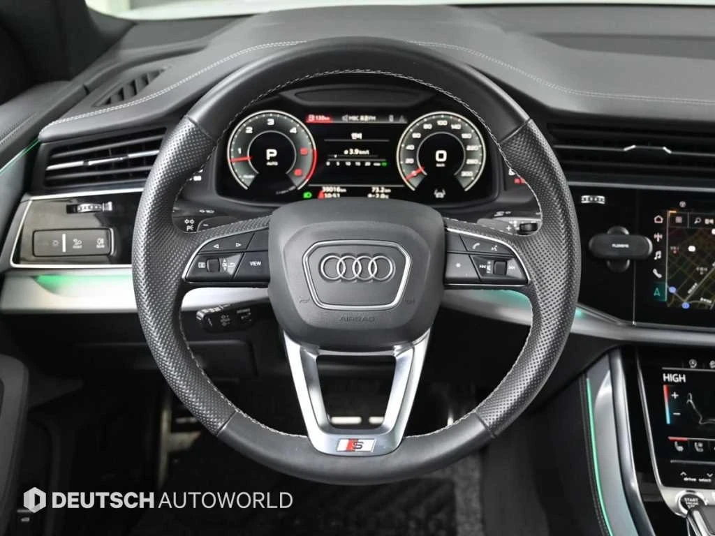Audi Q8 50TDI *  PREMIUM * S LINE * ОБДУХВАНЕ * 360 * HUD, снимка 6 - Автомобили и джипове - 56128125