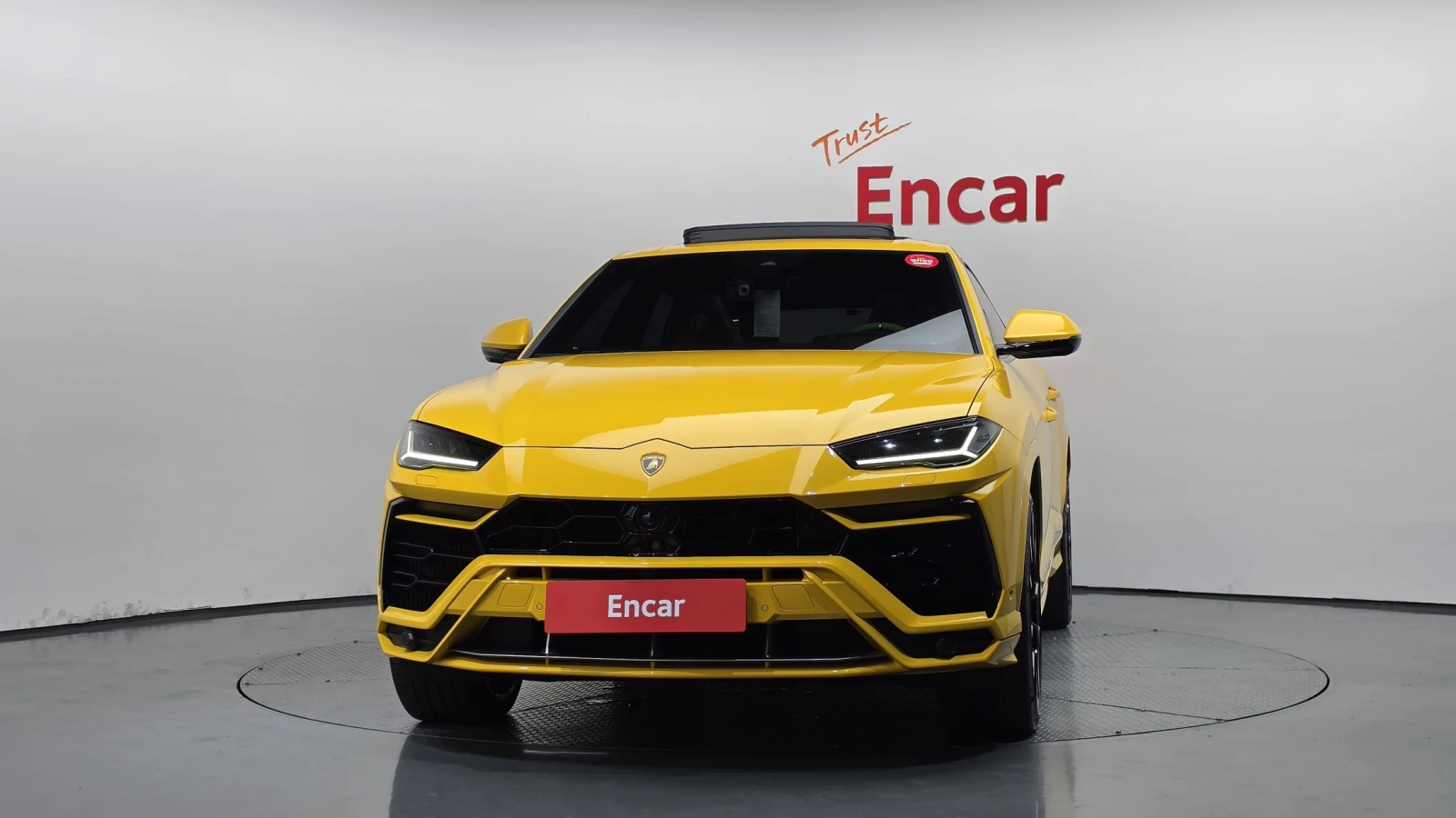 Lamborghini Urus B&O* HUD* МАСАЖ* 360* BLIND SPOT* КРАЙНА ЦЕНА, снимка 3 - Автомобили и джипове - 56186978