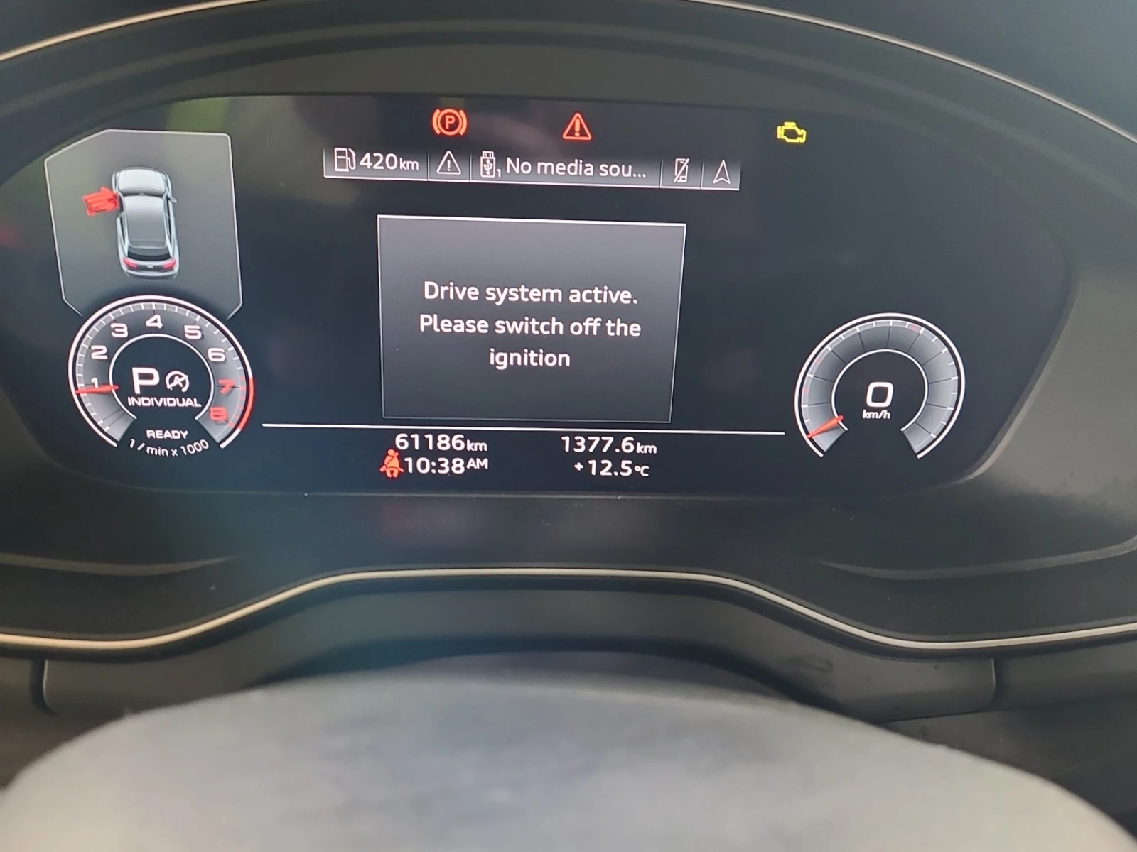Audi Q5 TECHNIK, снимка 9 - Автомобили и джипове - 56442151