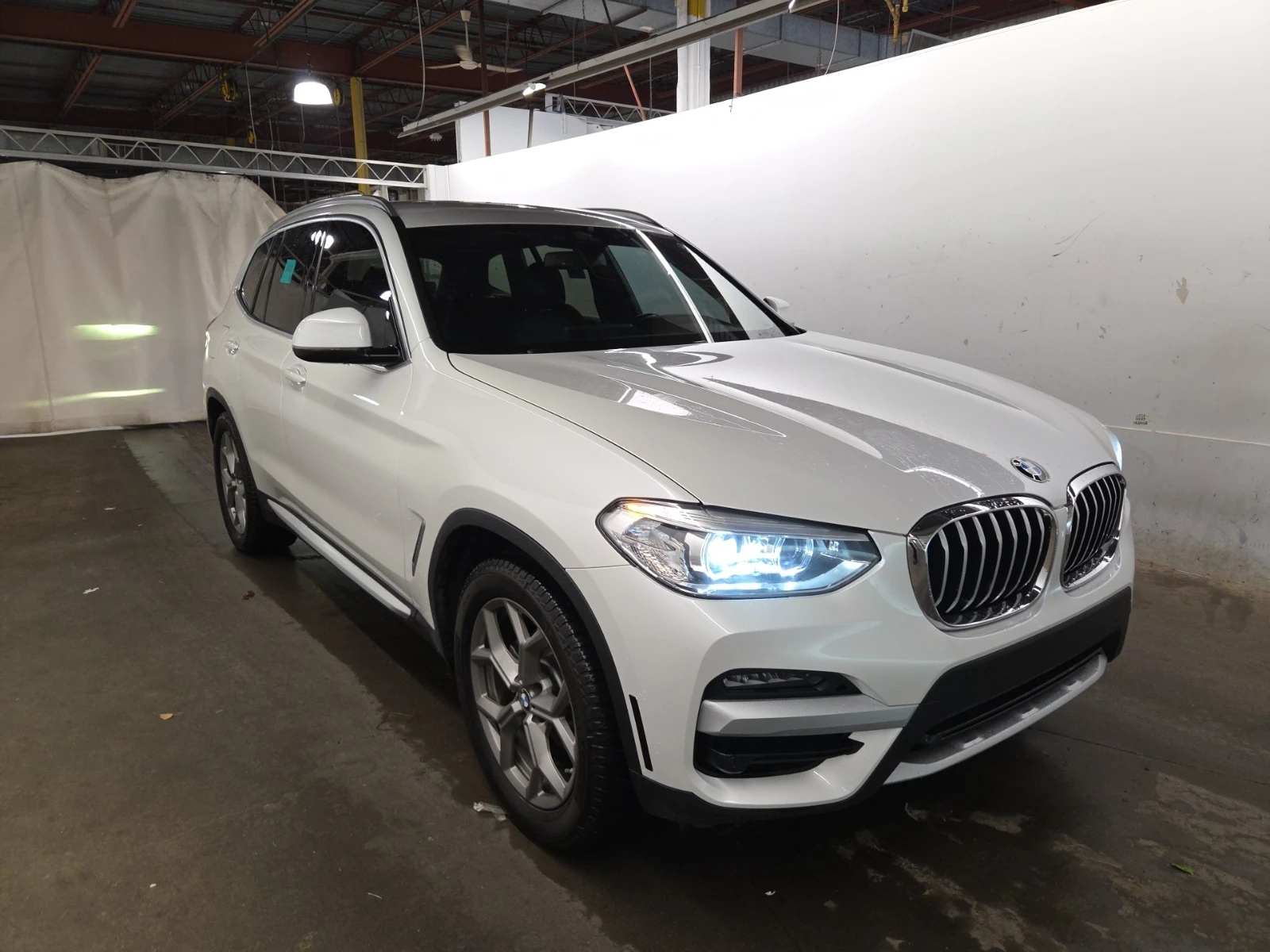BMW X3 XDRIVE30I / АВТОКРЕДИТ, снимка 2 - Автомобили и джипове - 56741663