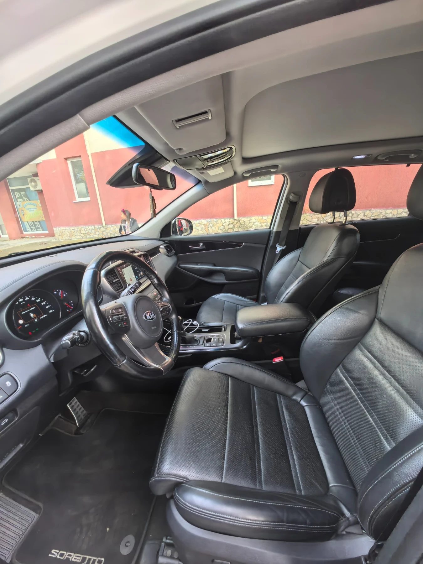 Kia Sorento, снимка 13 - Автомобили и джипове - 56748331