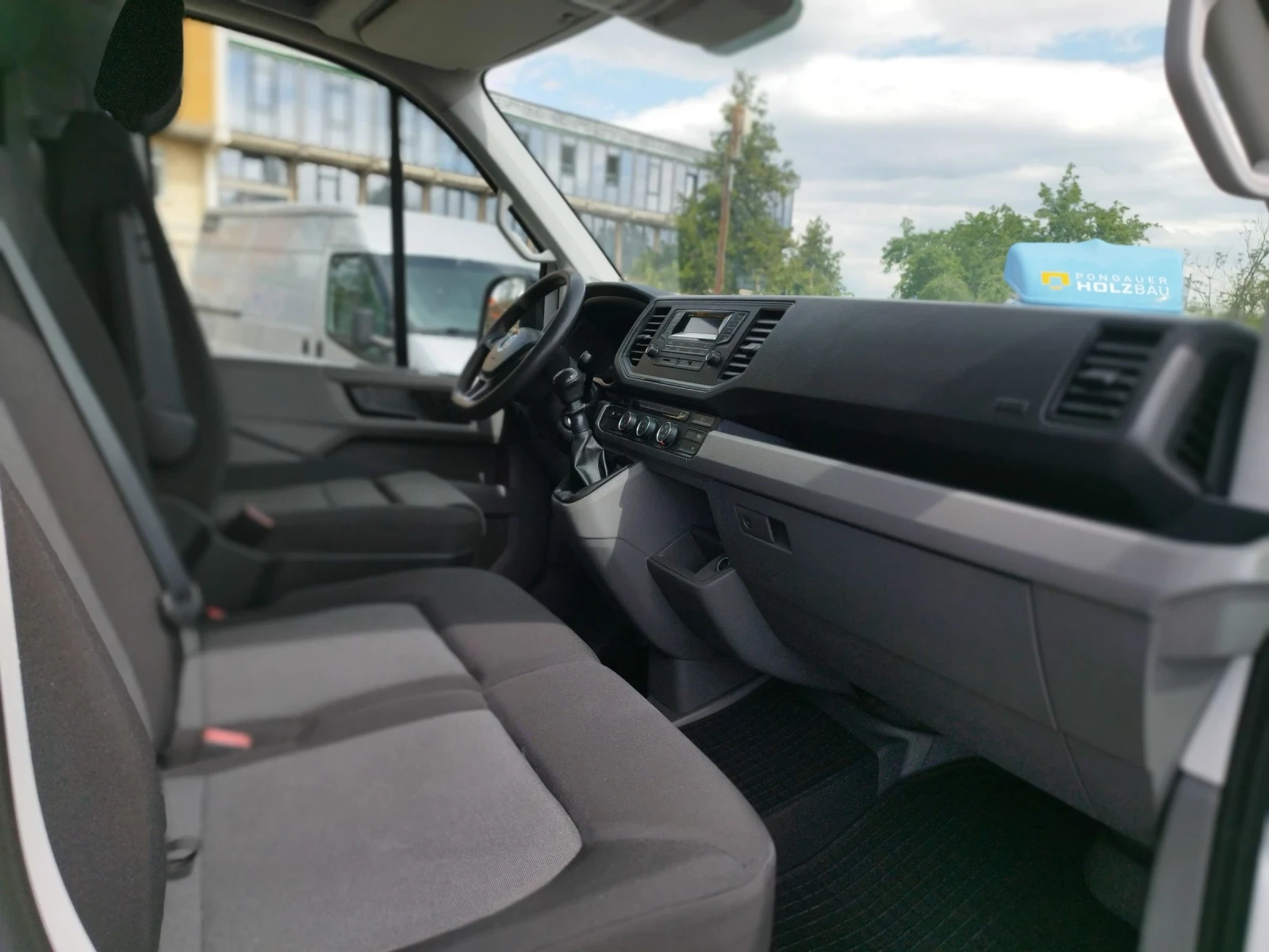 VW Crafter 2.0TDI-177kc 4x4, снимка 7 - Бусове и автобуси - 54519150