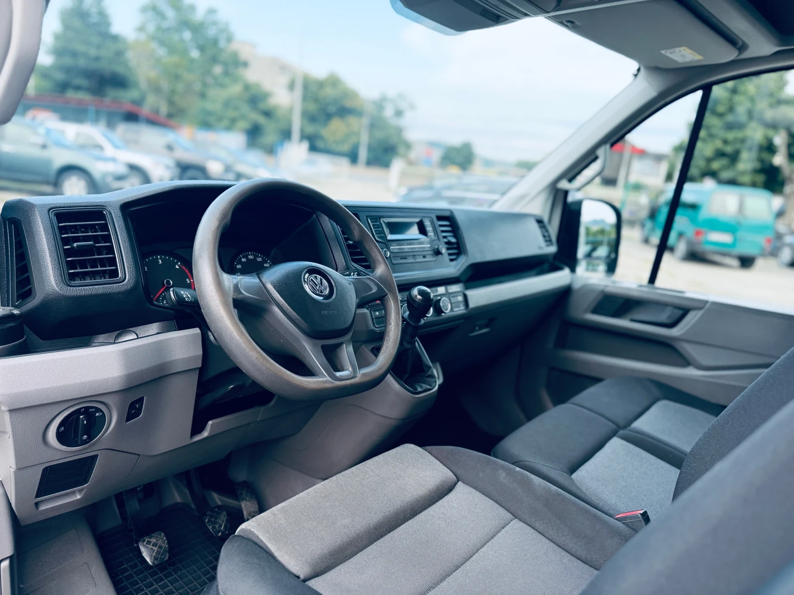 VW Crafter 2.0TDI-177kc 4x4, снимка 11 - Бусове и автобуси - 54519150