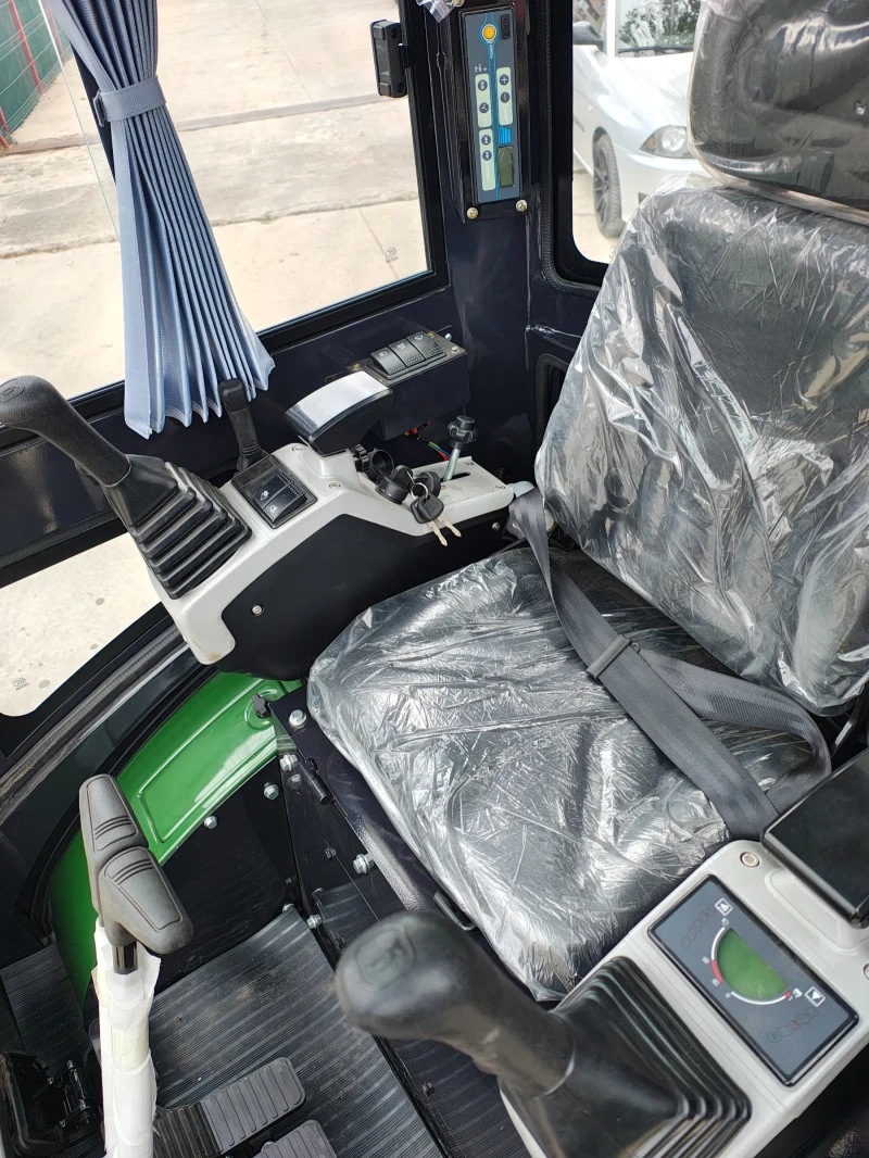 Багер Kubota Avator SW25, снимка 8 - Индустриална техника - 52023962