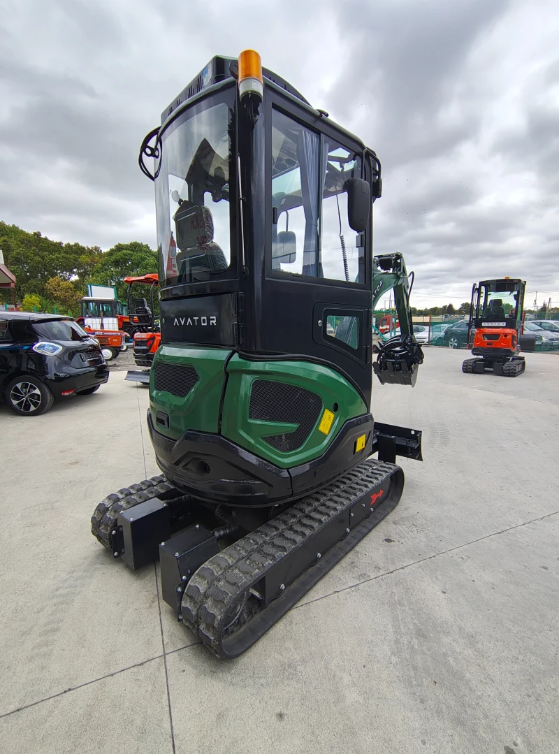 Багер Kubota Avator SW25, снимка 4 - Индустриална техника - 52023962