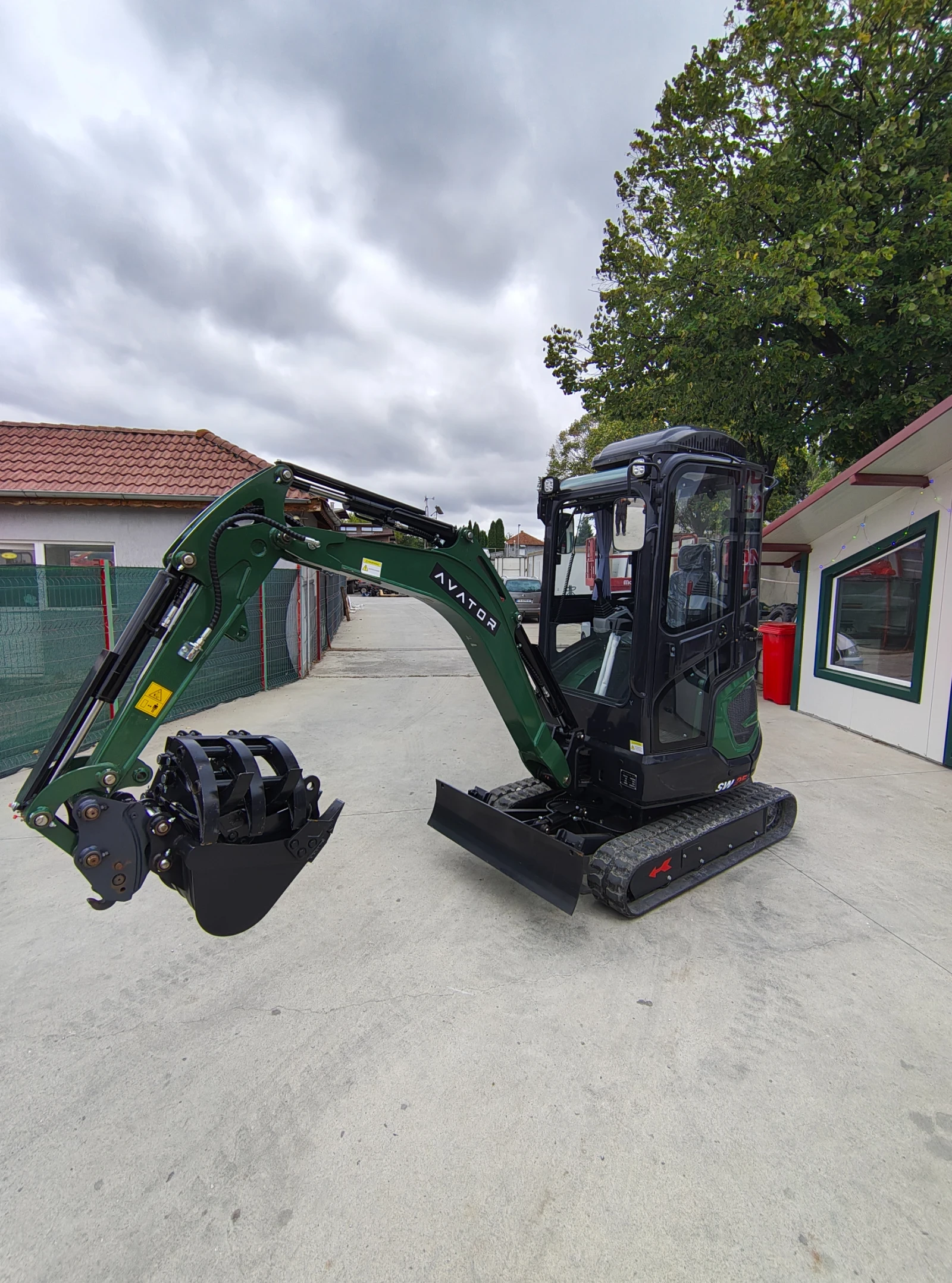 Багер Kubota Avator SW25 - изображение 2