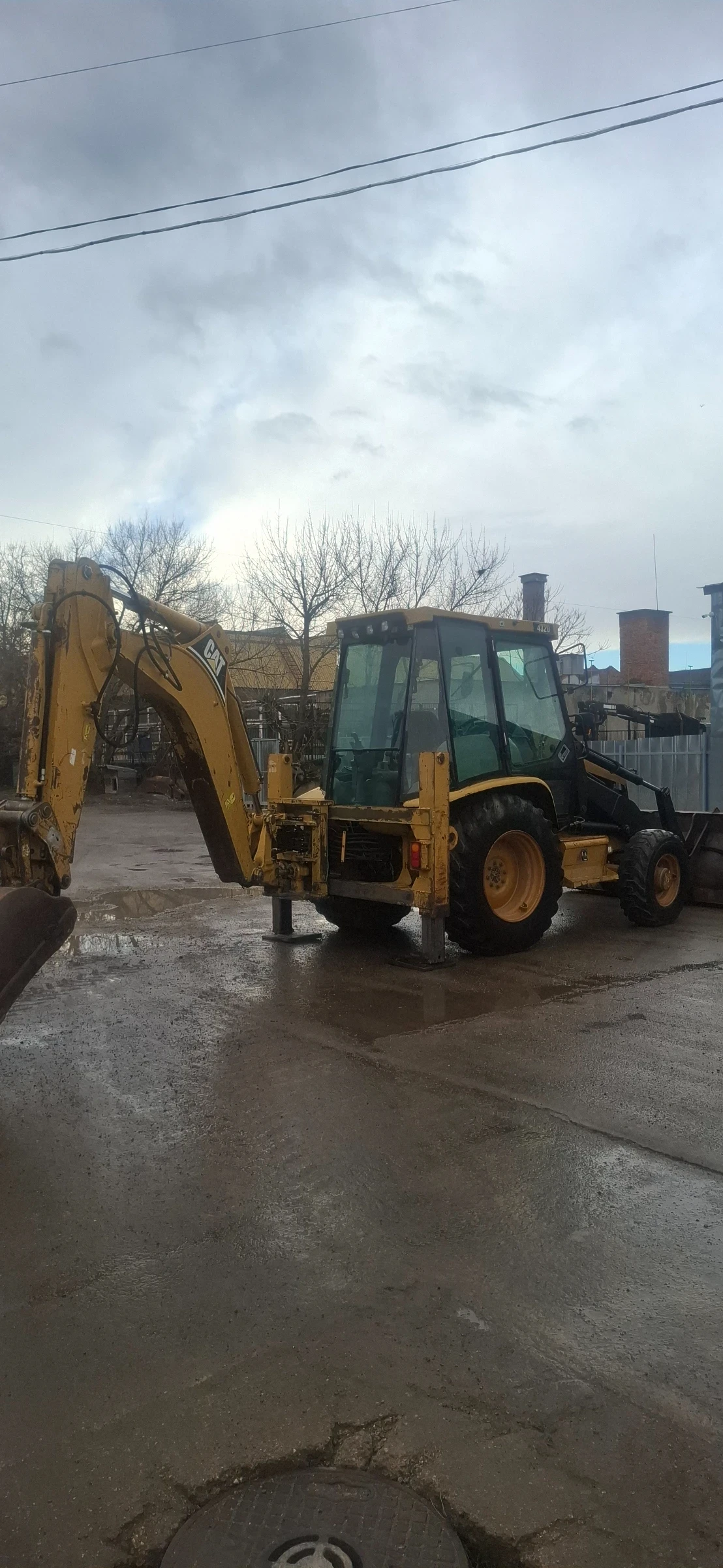 Багер Caterpillar 432D - изображение 3